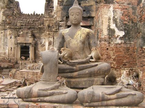 Der Fall von Lopburi: Tempelzerstörung und politische Umwälzungen im 12. Jahrhundert