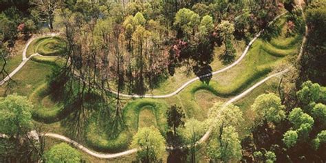  Der Great Serpent Mound - Ein präkolumbisches Meisterwerk der Astronomie und spiritueller Symboliken